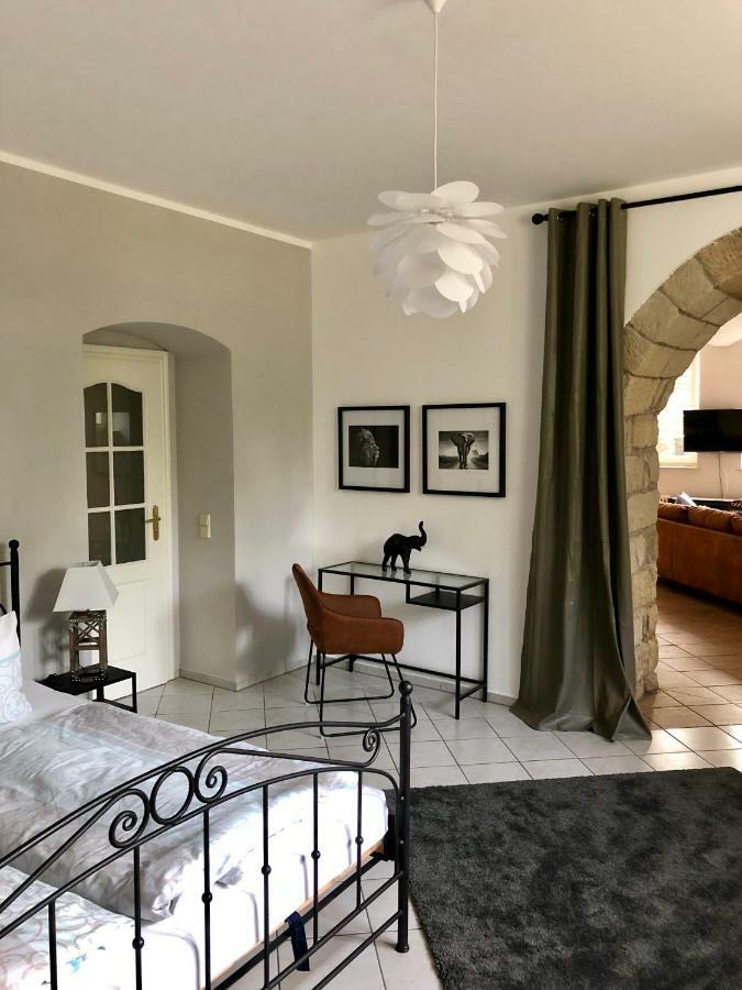 Ferienwohnung Am Wasser Villa Graf Von Pfeil Dresden Eksteriør bilde
