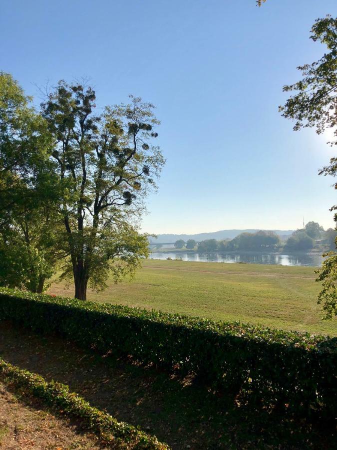 Ferienwohnung Am Wasser Villa Graf Von Pfeil Dresden Eksteriør bilde